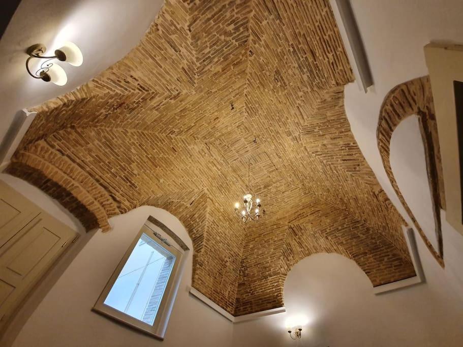 Casa Santa Maria - Beautifully Restored House In Centro Storico Irsina Basilicata Puglia Exterior foto